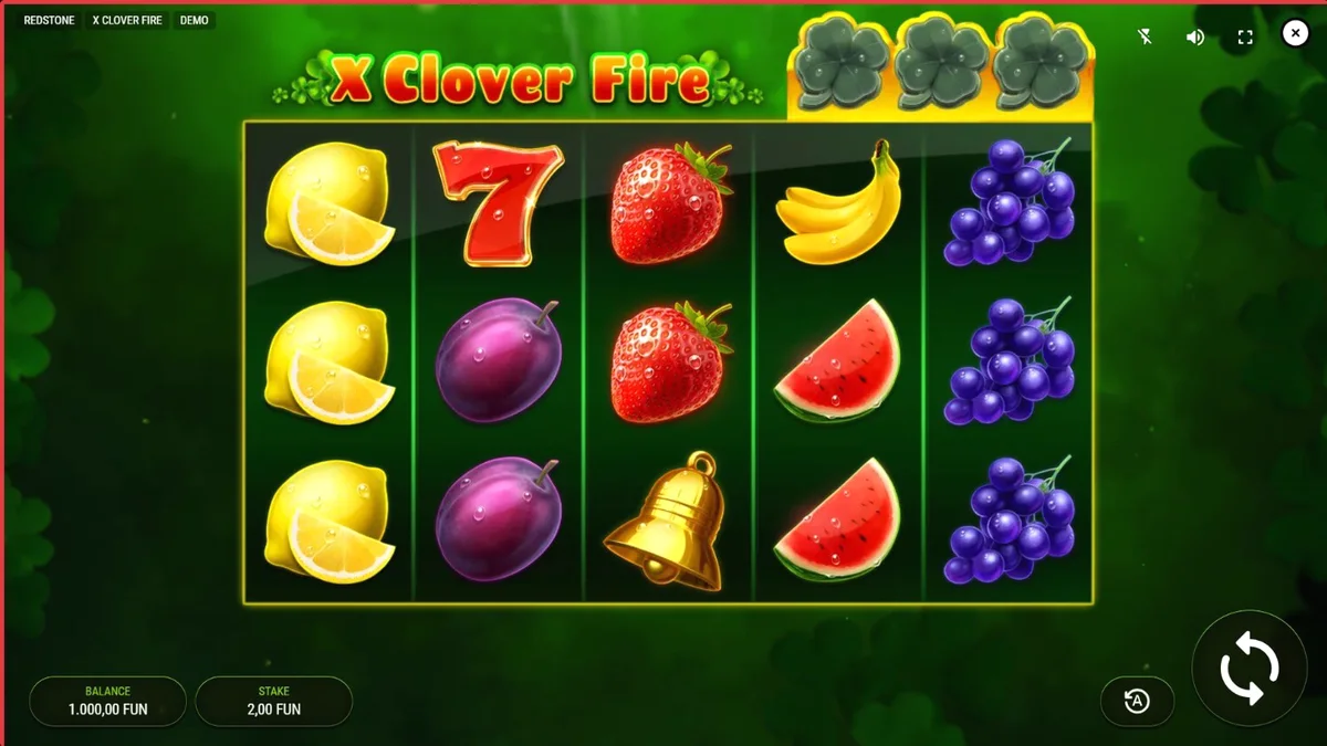 X Clover Fire slot game screen na nagpapakita ng mga retro fruit symbols at clover wilds